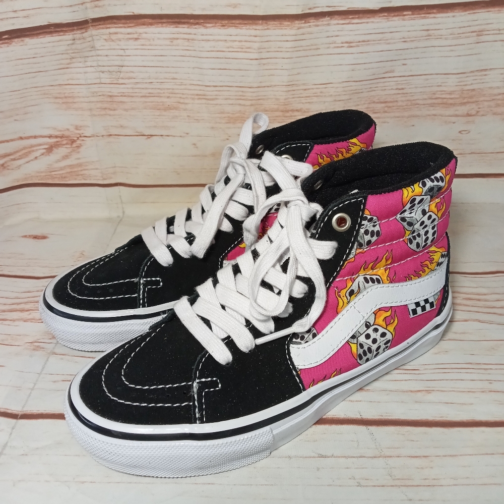 Vans Black and Pink Skateboarding Shoes high cut laced-up size 3.5 New - Picture 6 of 6